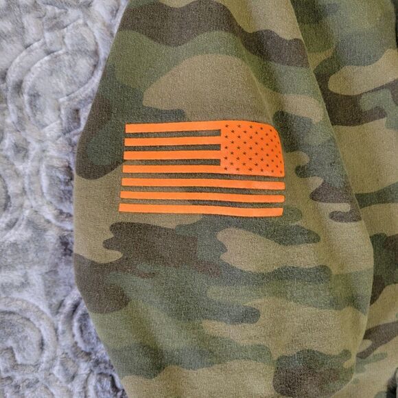 Umpqua Survival Hoodie Mens Medium Green Camo Flag Work Wear Woodland Hunting - Picture 3 of 8